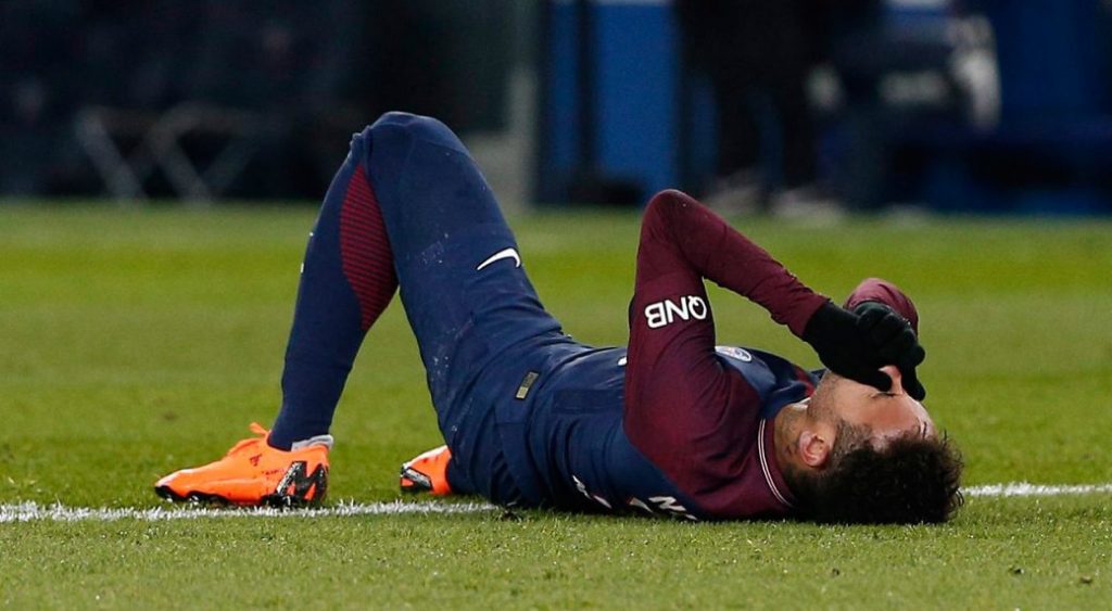 Neymar saat alami cedera sebelum Piala Dunia 2018 yang lalu