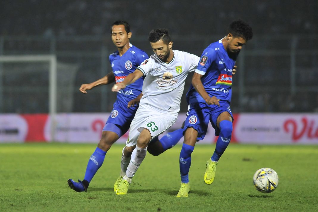 Prediksi Arema FC vs Persebaya Surabaya 15 Agustus 2019, Duel Tim Papan